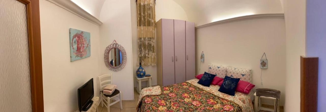 Movidart House Apartment Gaeta Bagian luar foto